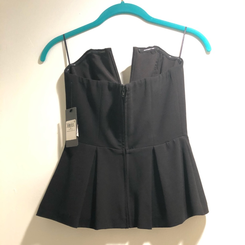 NWT GUESS Strapless Plunge Neck Top - Picture 5 of 6